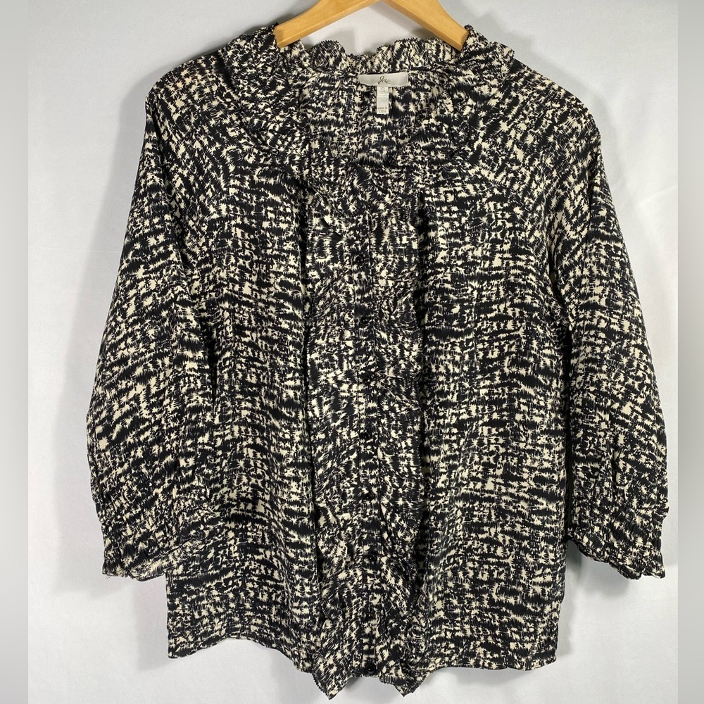 Joie women's small black white silk tab button 3/4 sleeve buttoned ruffle blouse